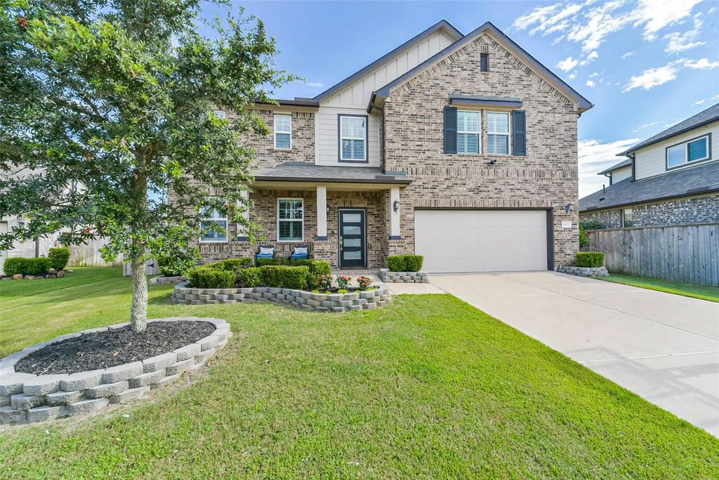 26107 Pond Lily Circle, Richmond