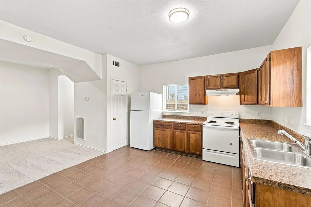 2629 Palm Street A, Houston