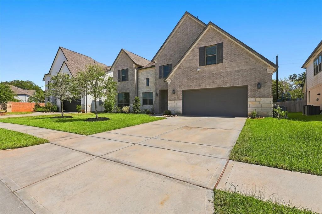 2922 Opal Ivory Way, Richmond
