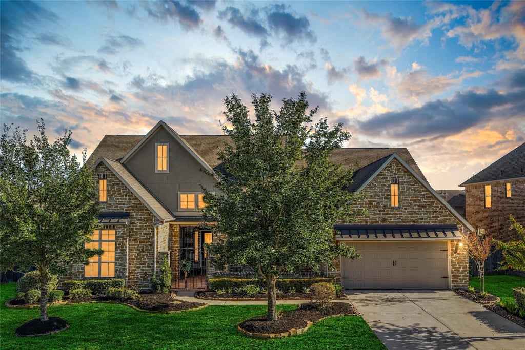 16618 Wolf Pass Drive, Cypress