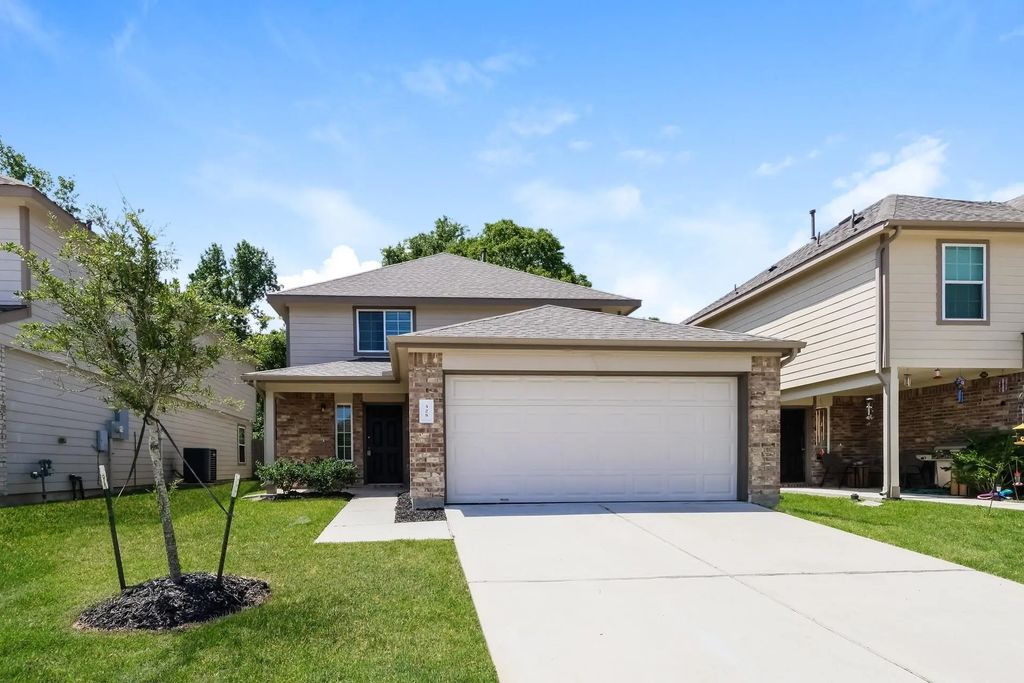 325 Shelby Meadow Drive, Willis