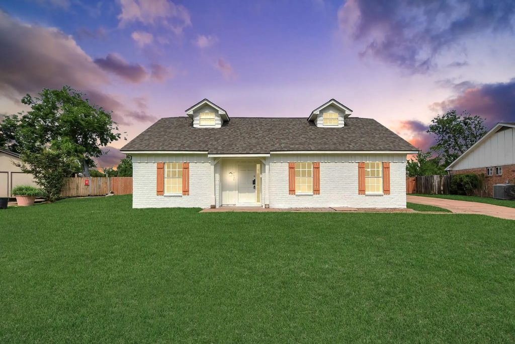 7230 Pella Drive, Houston
