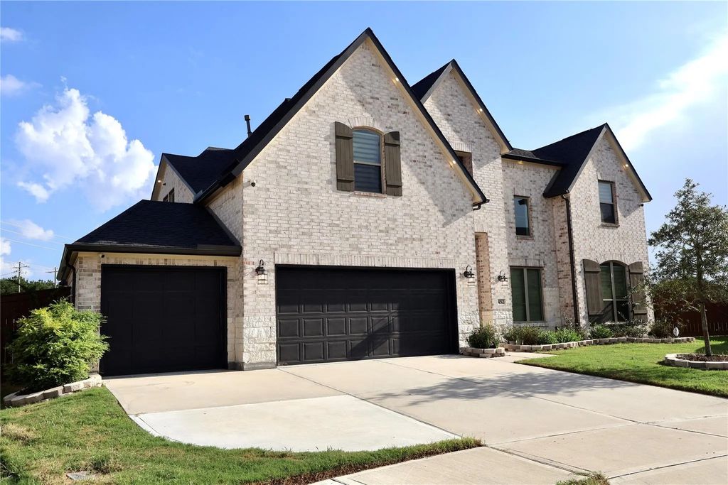 452 Pace Bend Court, New Caney