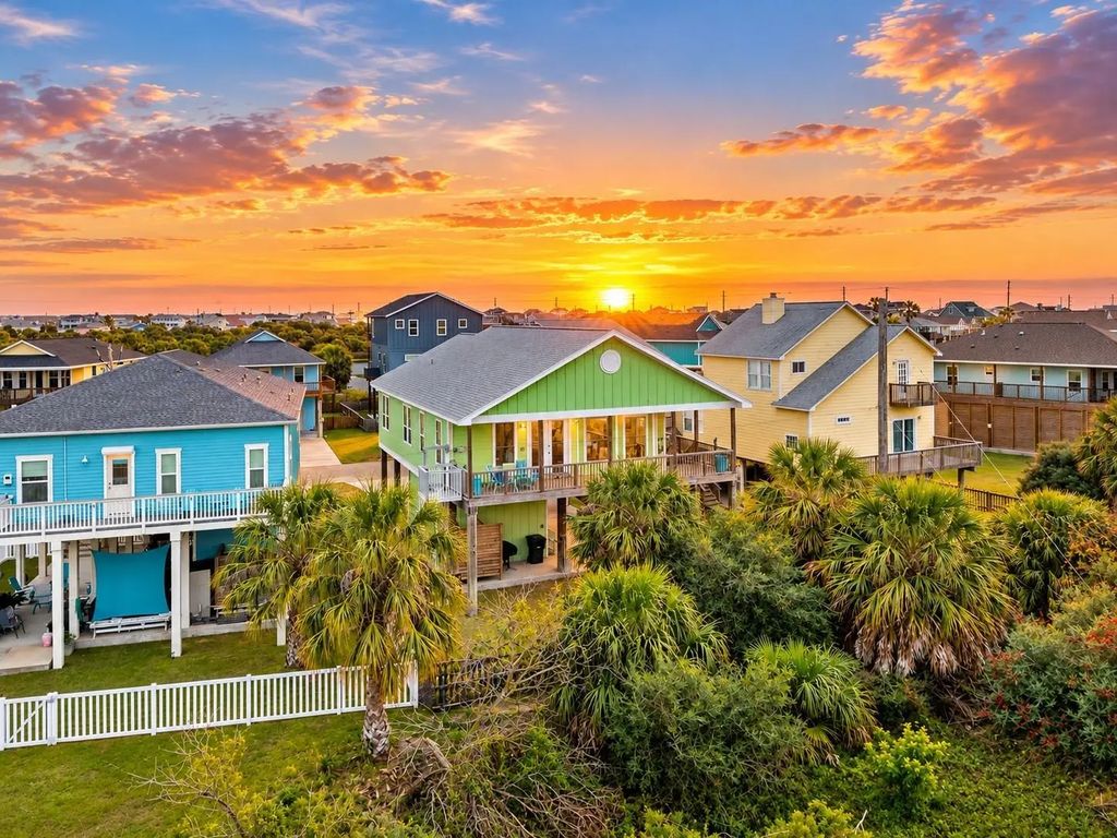 4111 Isla Del Sol, Galveston
