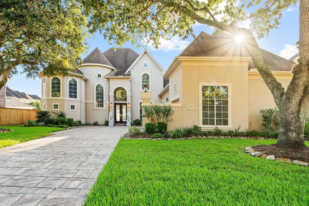 3707 Abbeywood Drive, Pearland