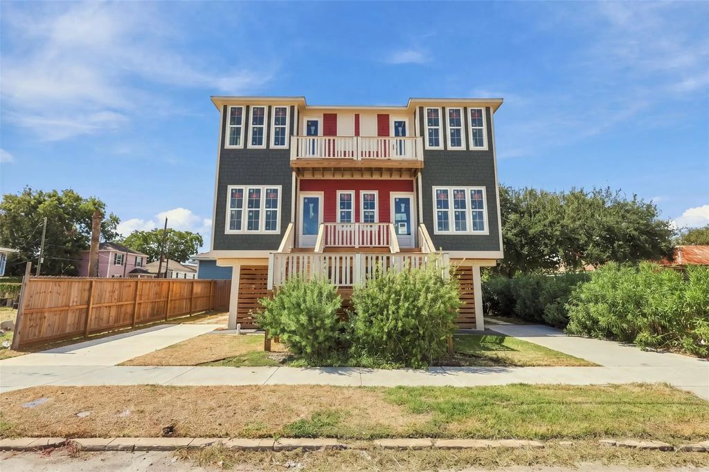 1201 28th Street, Galveston