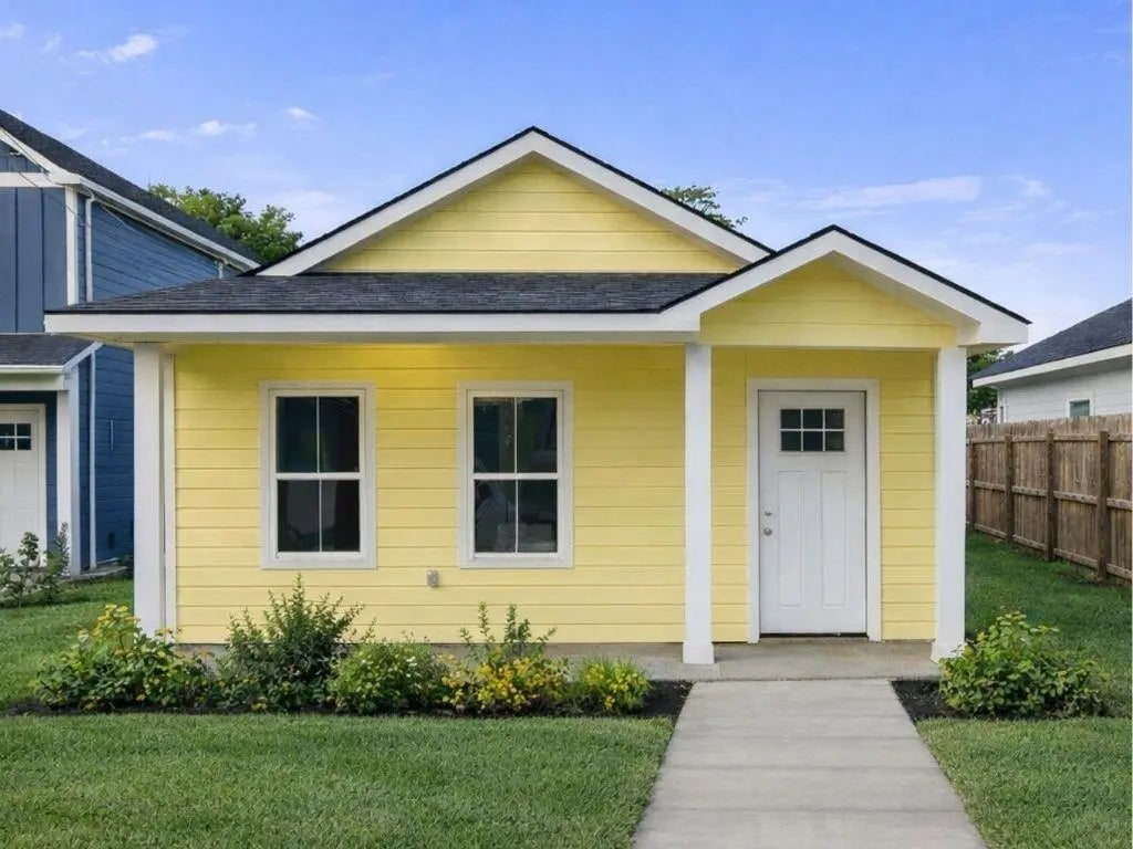 16980 Kempwood, Montgomery