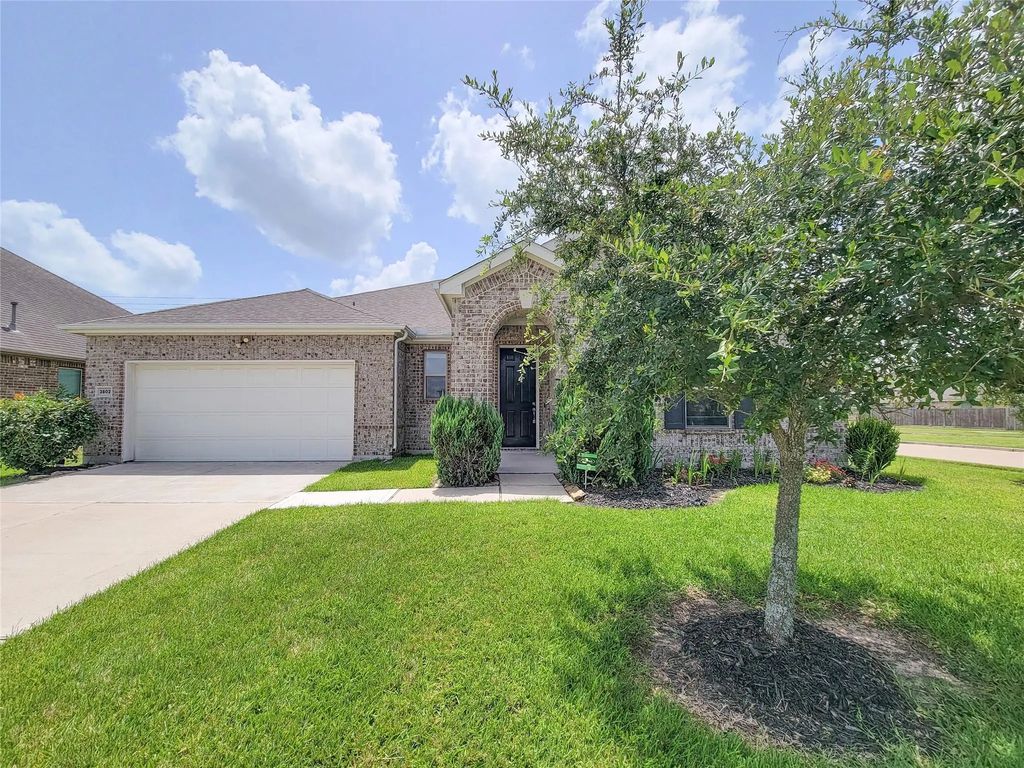 3802 Belmore Lane, Pearland