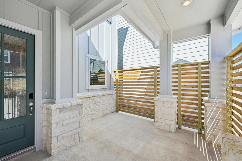 7407 Crown Canyon Drive, Atascocita