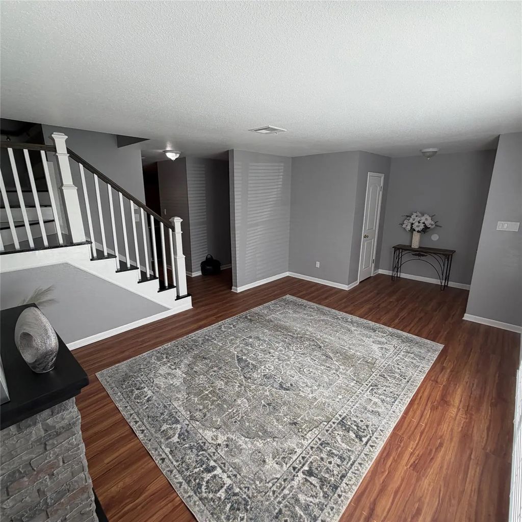 1831 Sherwood Forest Street 20, Houston