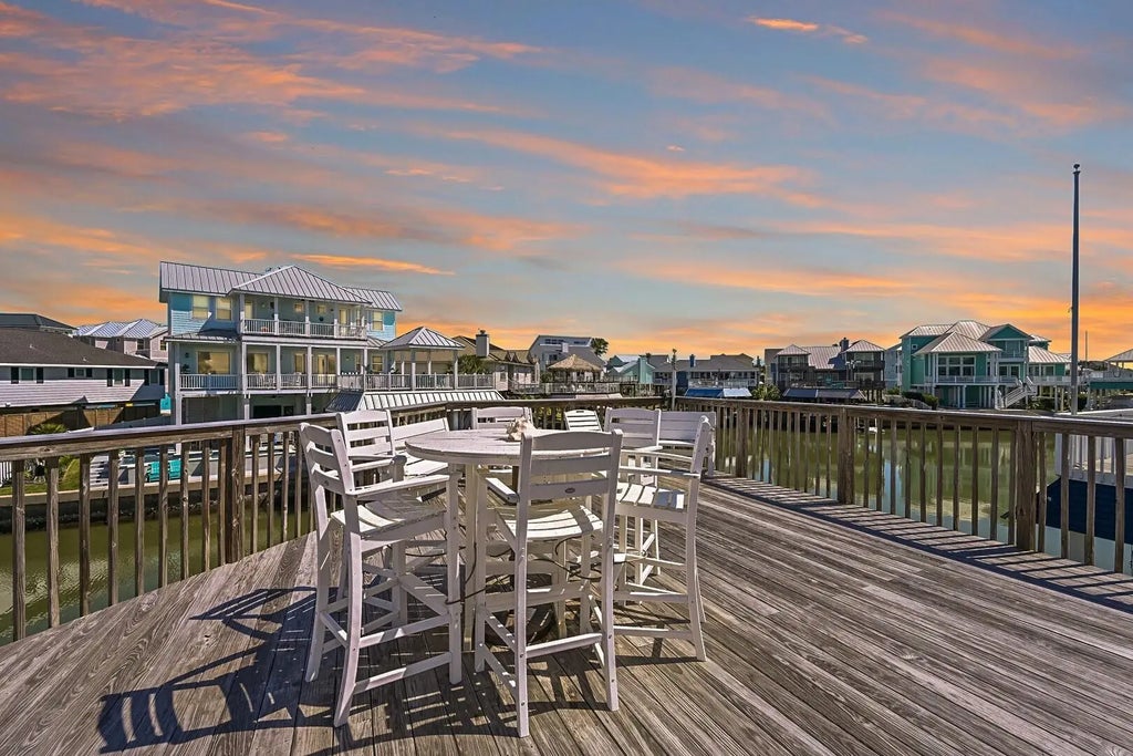 3912 Bridge Harbor Drive, Galveston