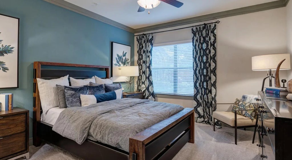 2539 Spring Cypress Road 5310, Spring