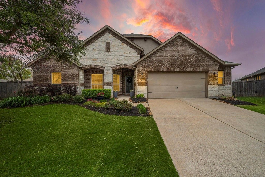 4738 Trickle Creek Court, Fulshear