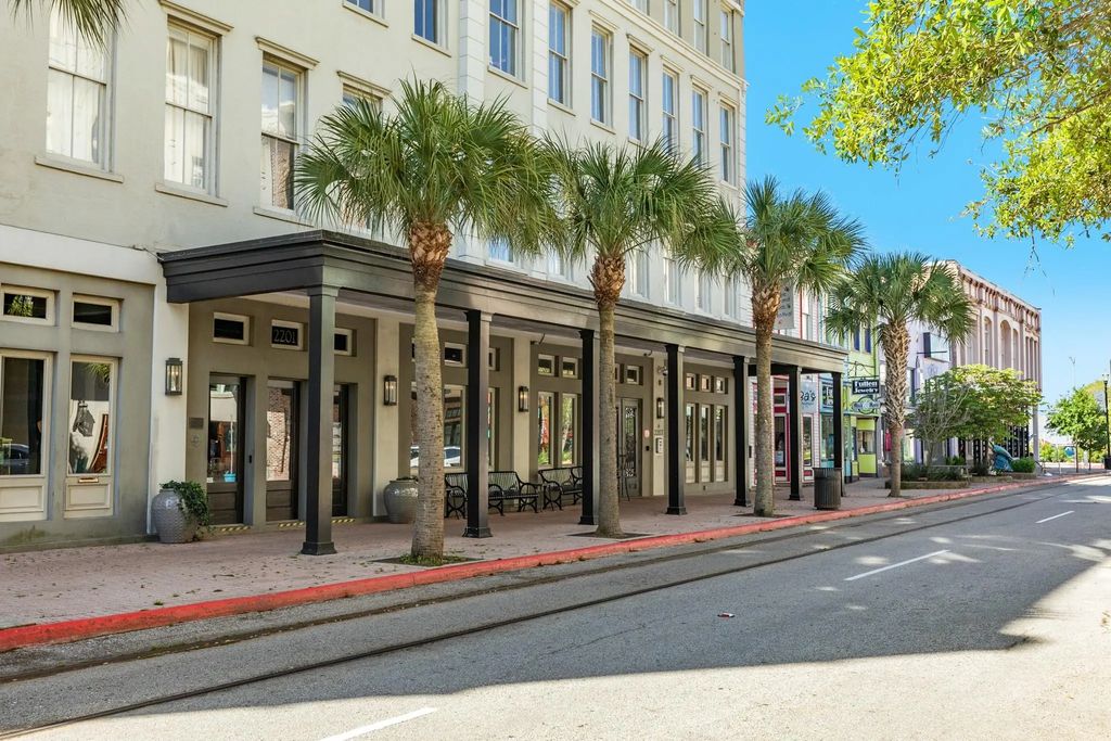2207 Postoffice Street 422, Galveston