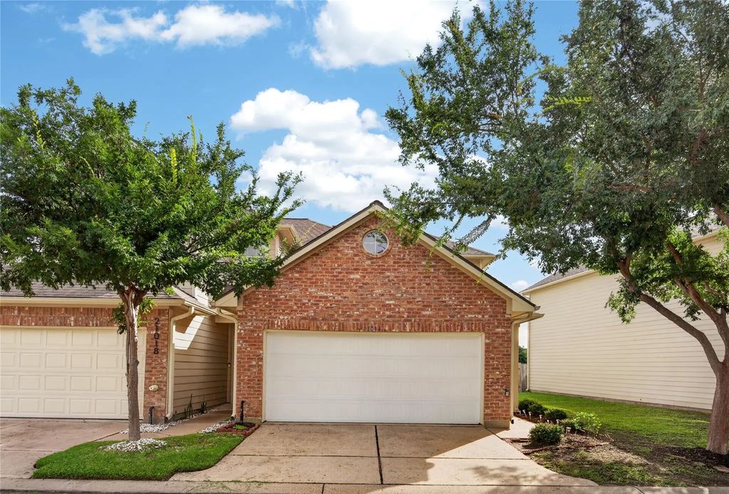21014 Sun Creek Drive, Katy