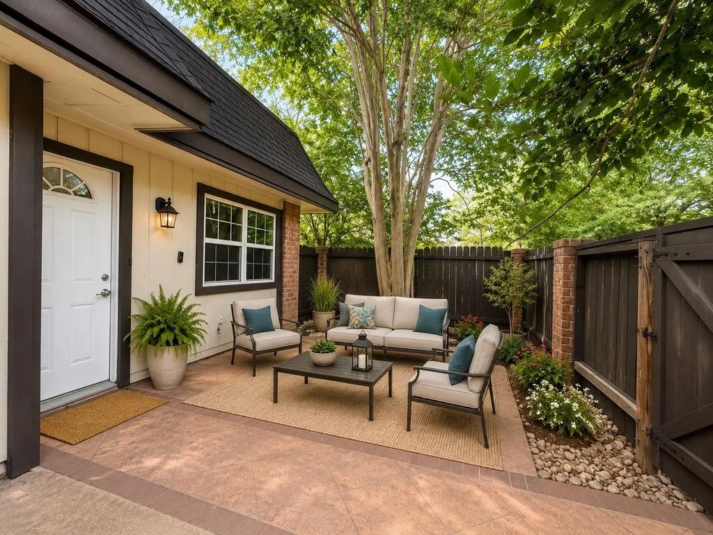 12027 Greenwood Forest Dr Drive 29d, Houston
