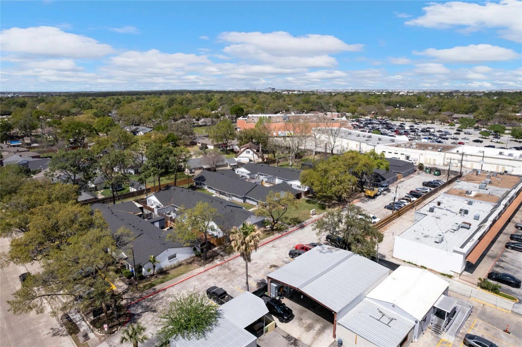 2675 Gessner Drive, Houston