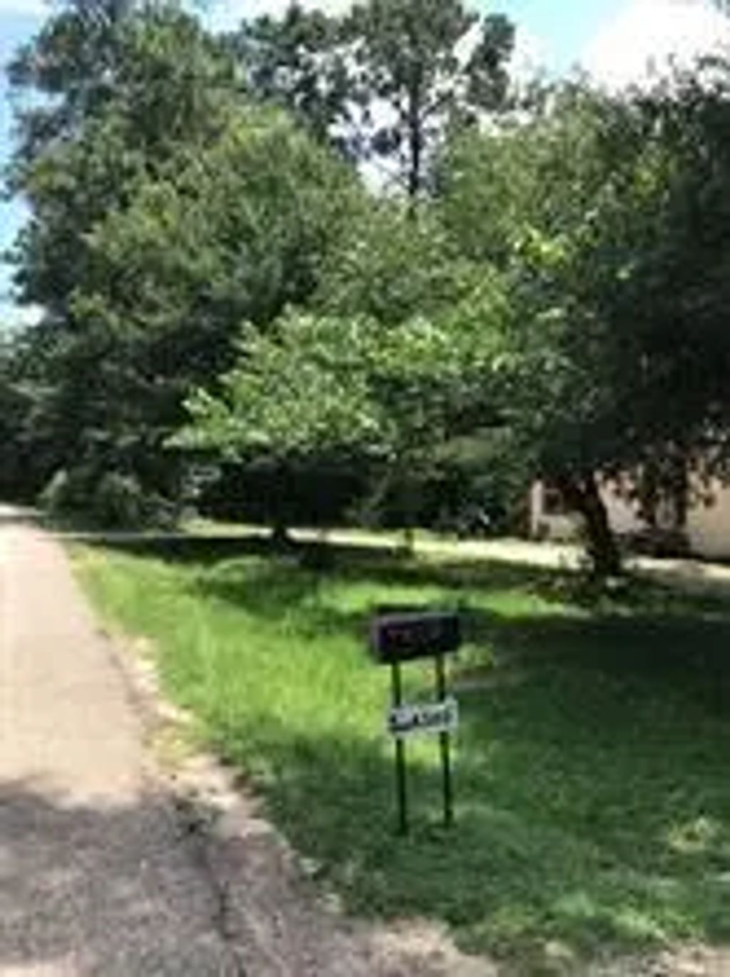 6360 Oak Knoll Road, Montgomery