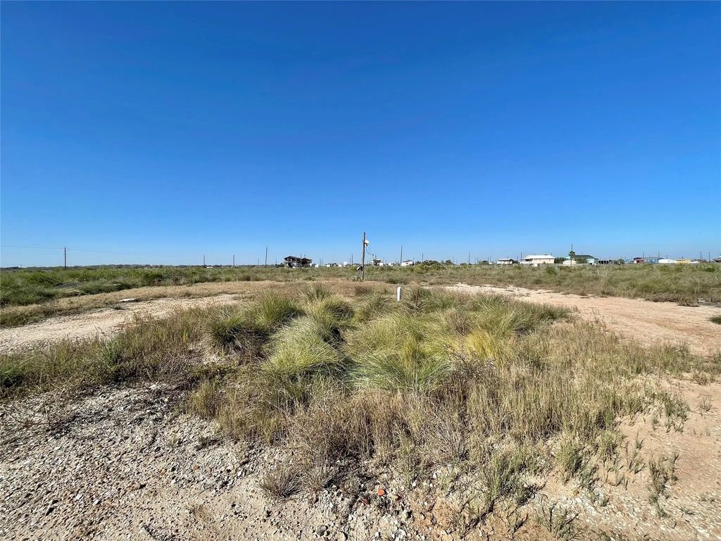 270 Titanic Street, Sargent