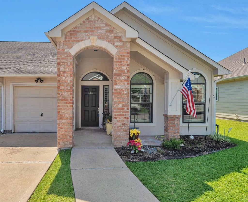 12503 Ravensway Center Drive 410, Cypress