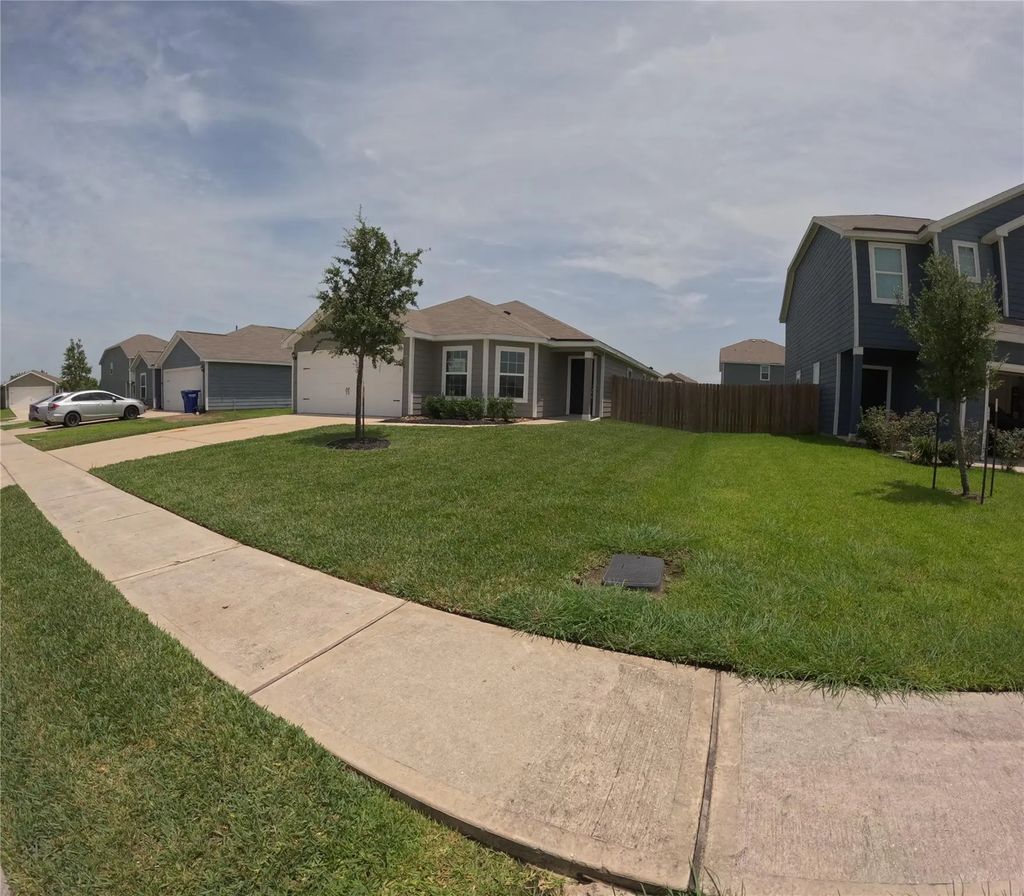 8418 Rayburn Road, Cove