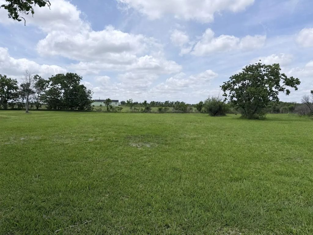 Lots 5,6 Bastrop Street, Angleton