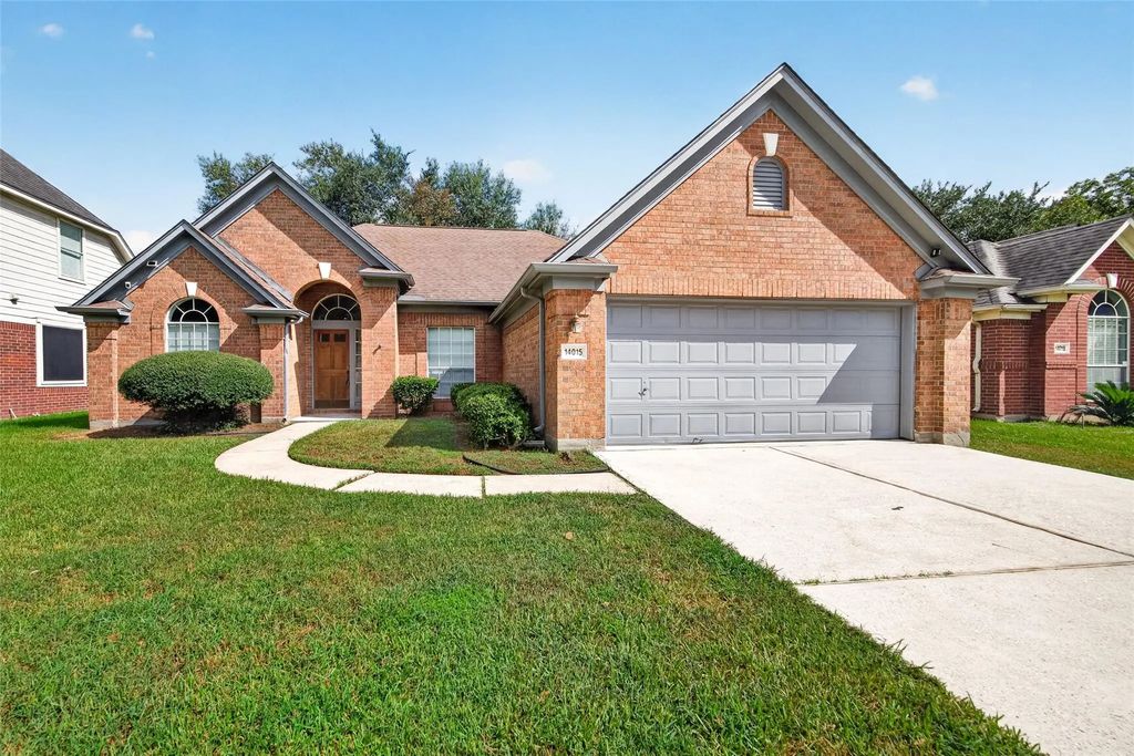 14015 Long Shadow Drive, Houston