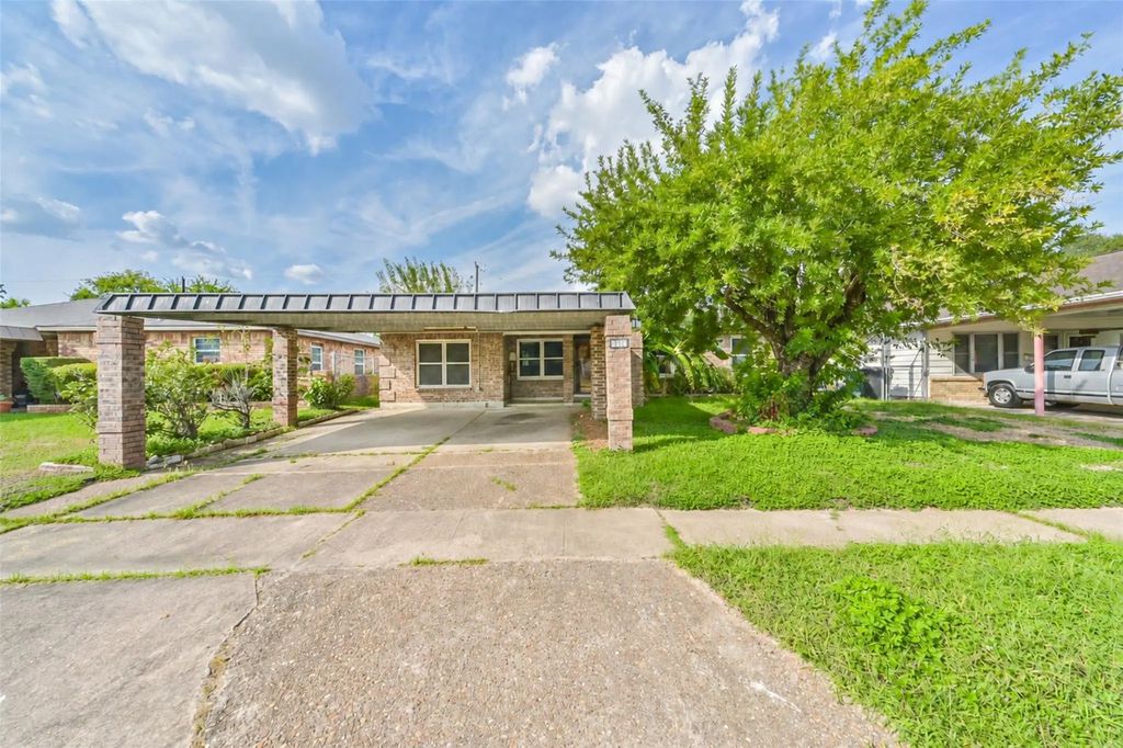 8519 Fillmore Street, Houston