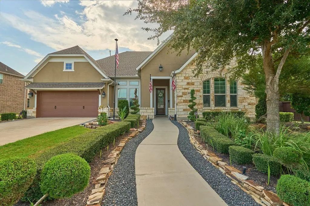 10102 Hooke Drive, Rosharon