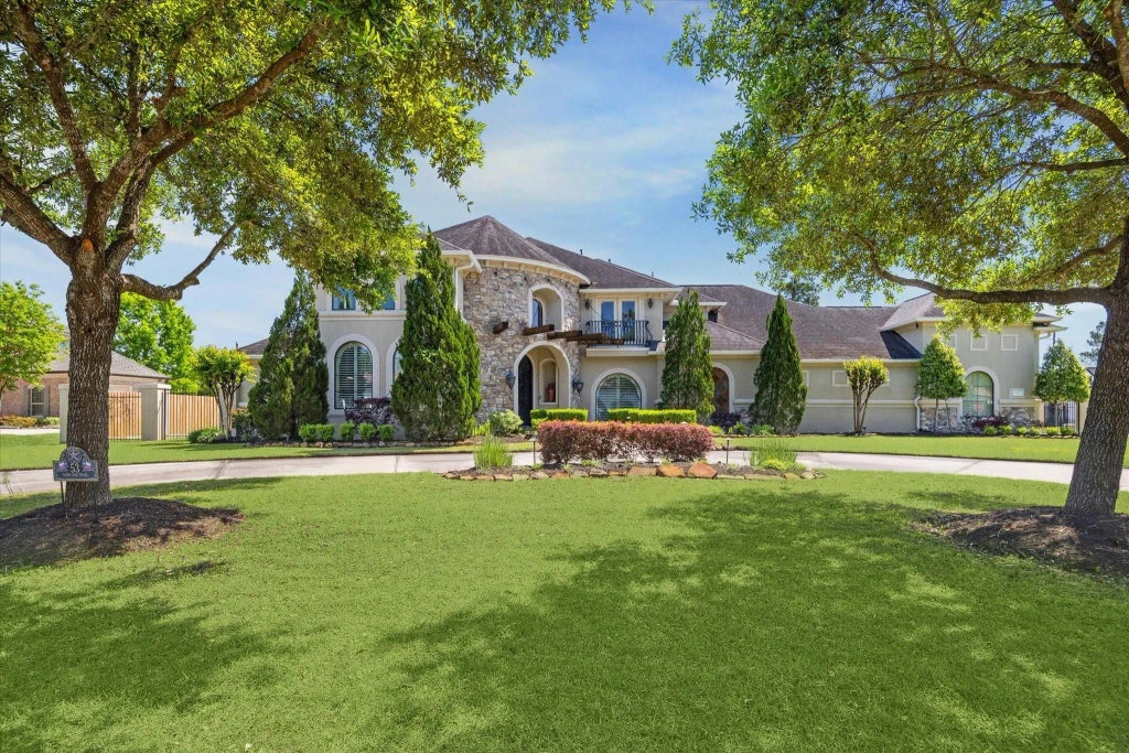 53 New Oak Trail, Kingwood