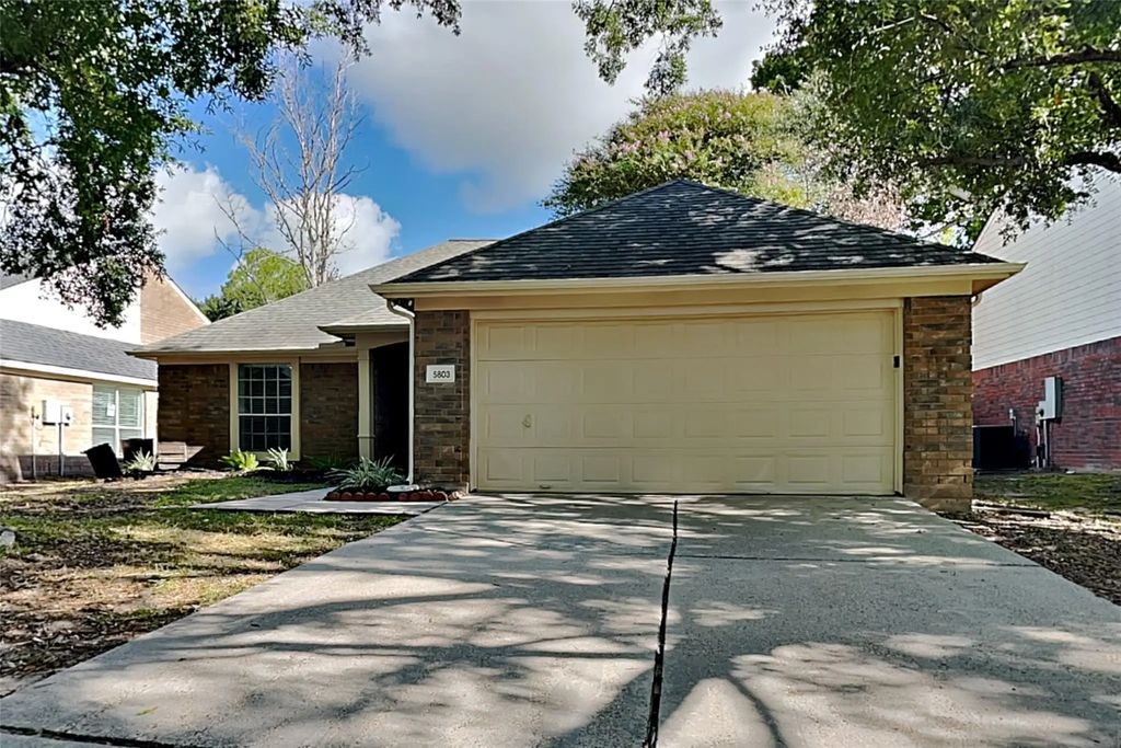 5803 Forest Timbers Drive, Humble
