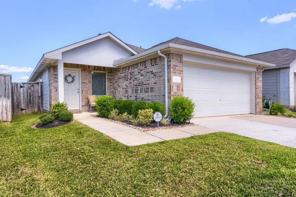 2729 Cadiz Bay Drive, Conroe
