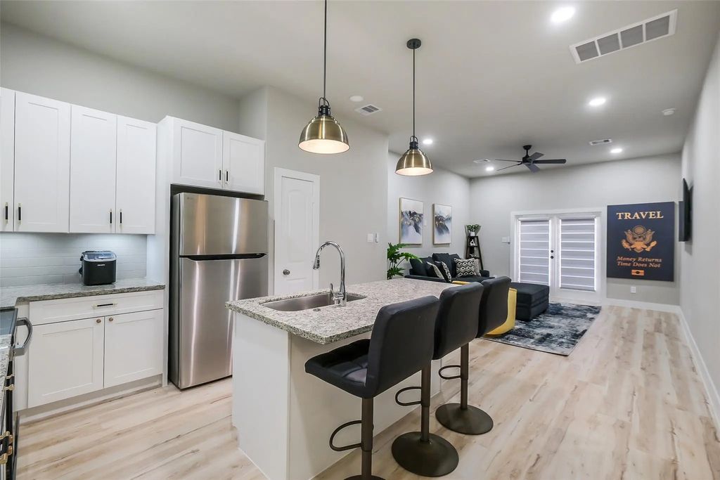 8328 Mariah Street B, Houston