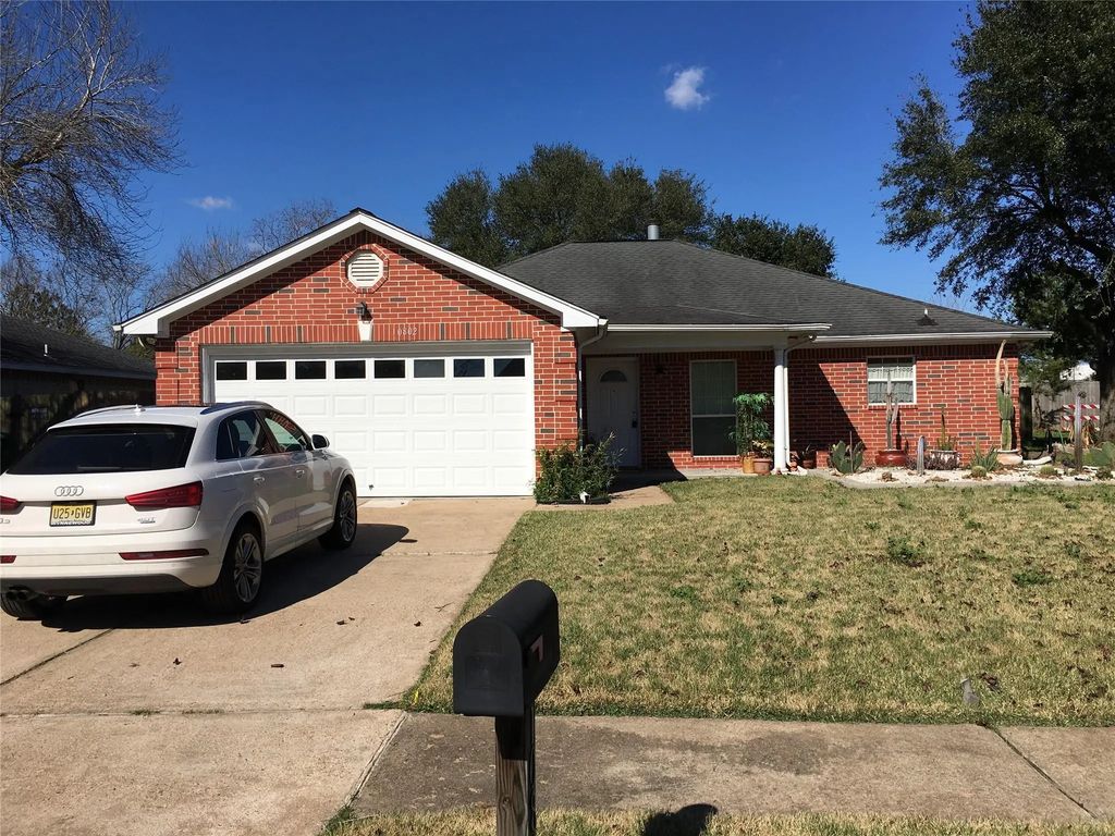 10802 Heatherford Drive, Houston