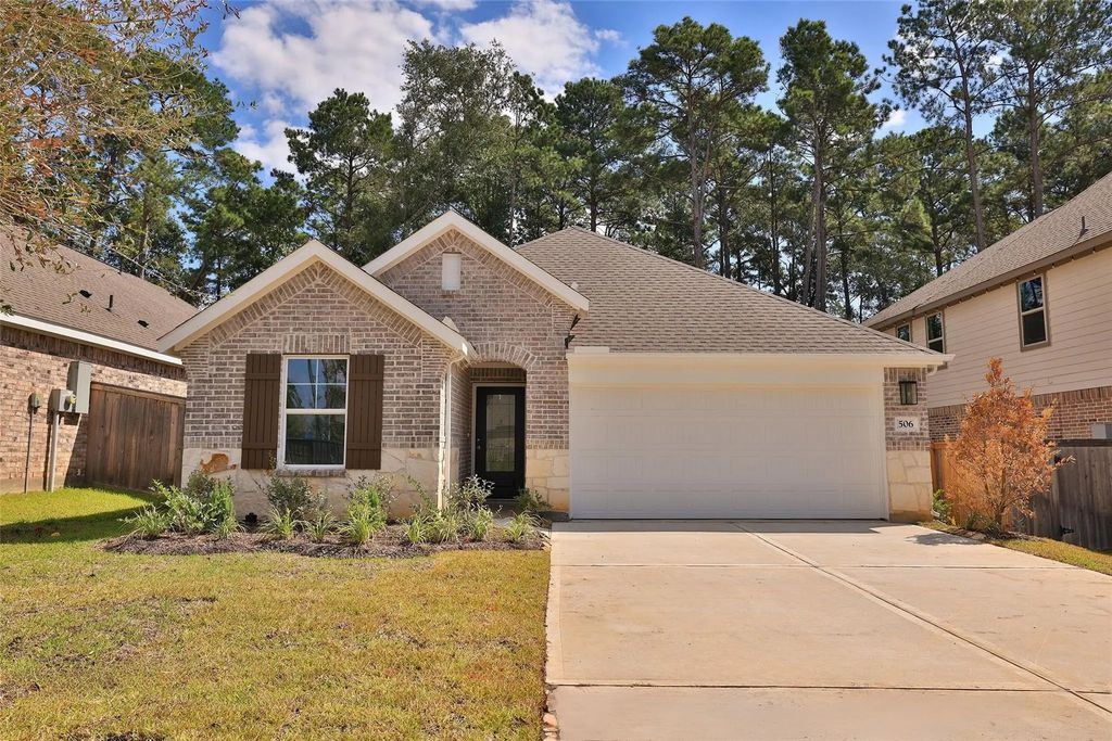 506 Cotton Patch Drive, Willis