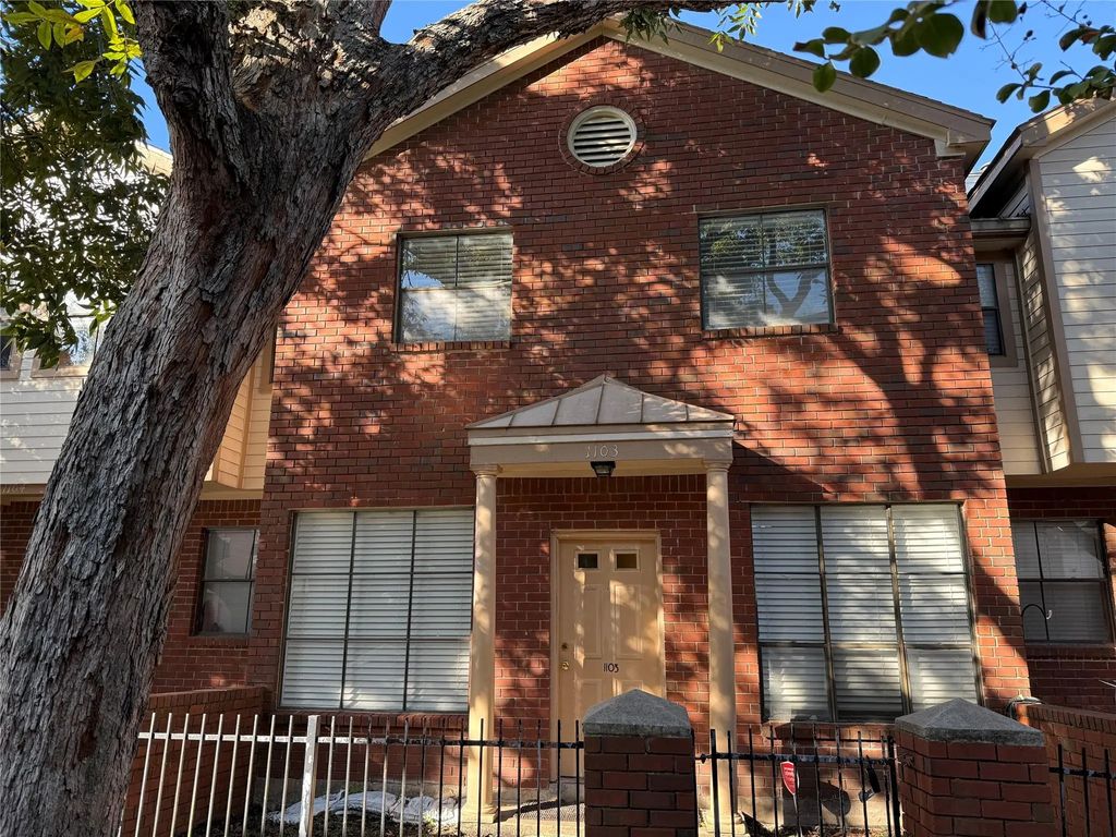1103 Dulles Avenue 1103, Stafford
