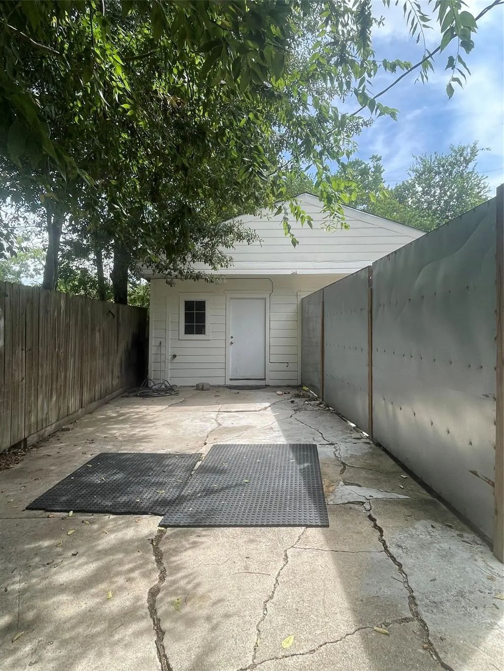 13105 Chiswick Road, Houston