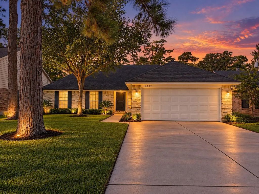 16027 Hollow Rock Drive, Houston