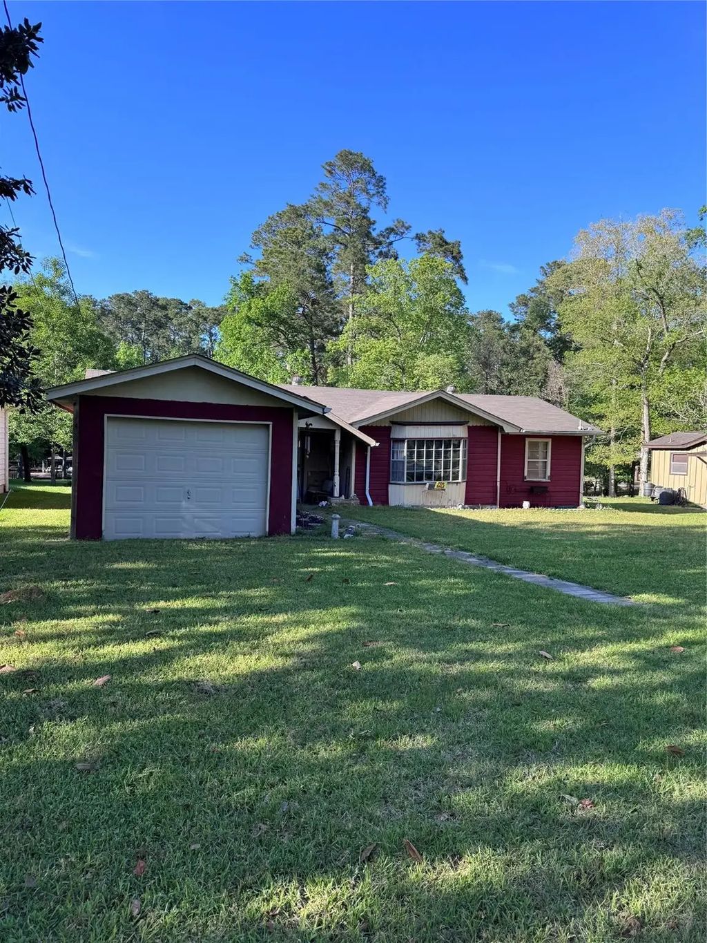 479 County Road, Goodrich