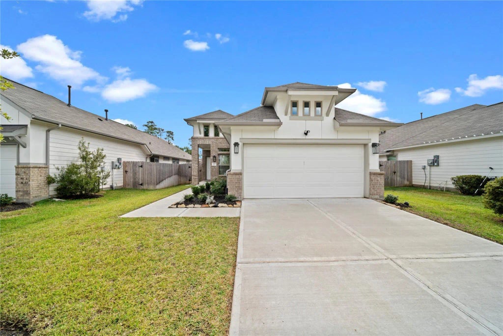32018 Towering Birch Trail, Conroe