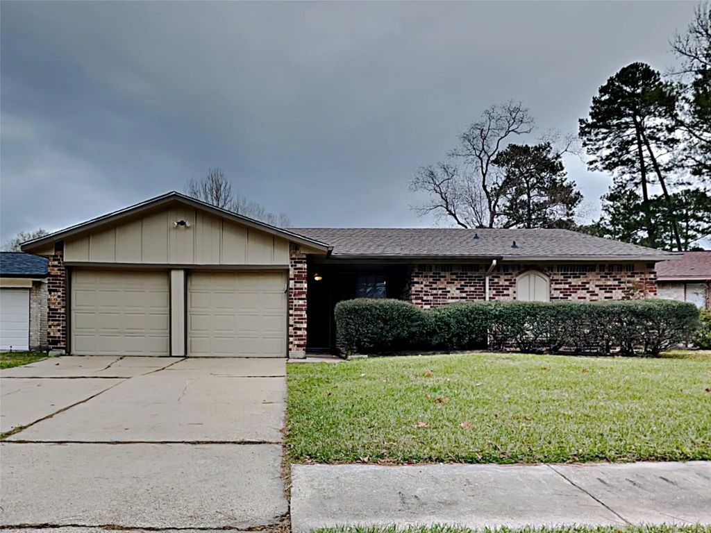 6907 Foxside Lane, Humble