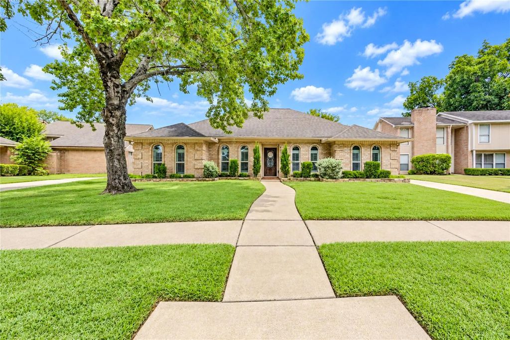 9014 Sabastian Drive, Houston