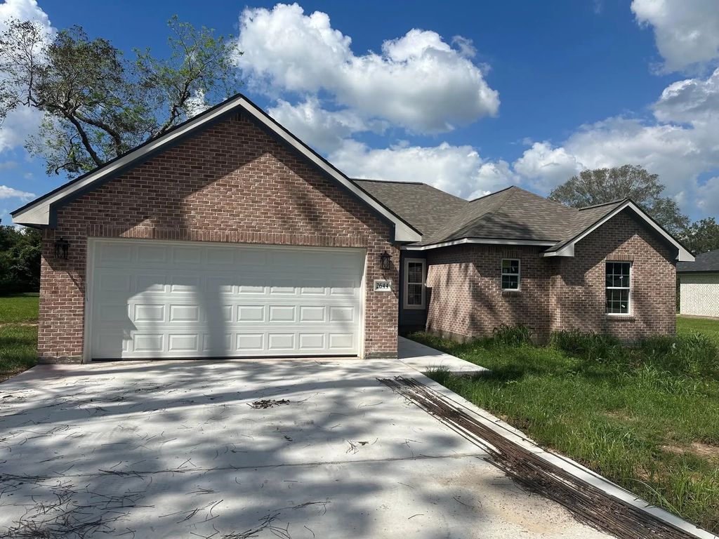 2644 County Road 769c, Brazoria