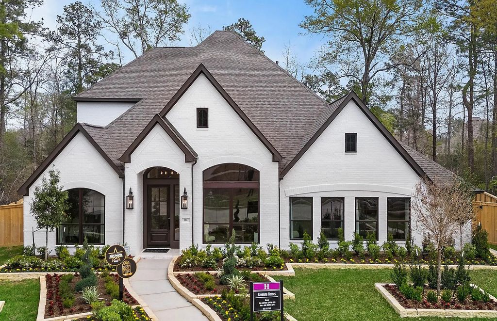 116 Founders Grove Loop, Willis