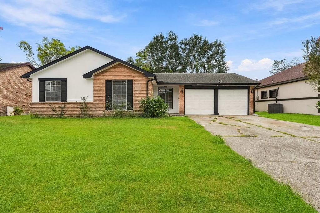 5223 Heathercrest Street, Houston