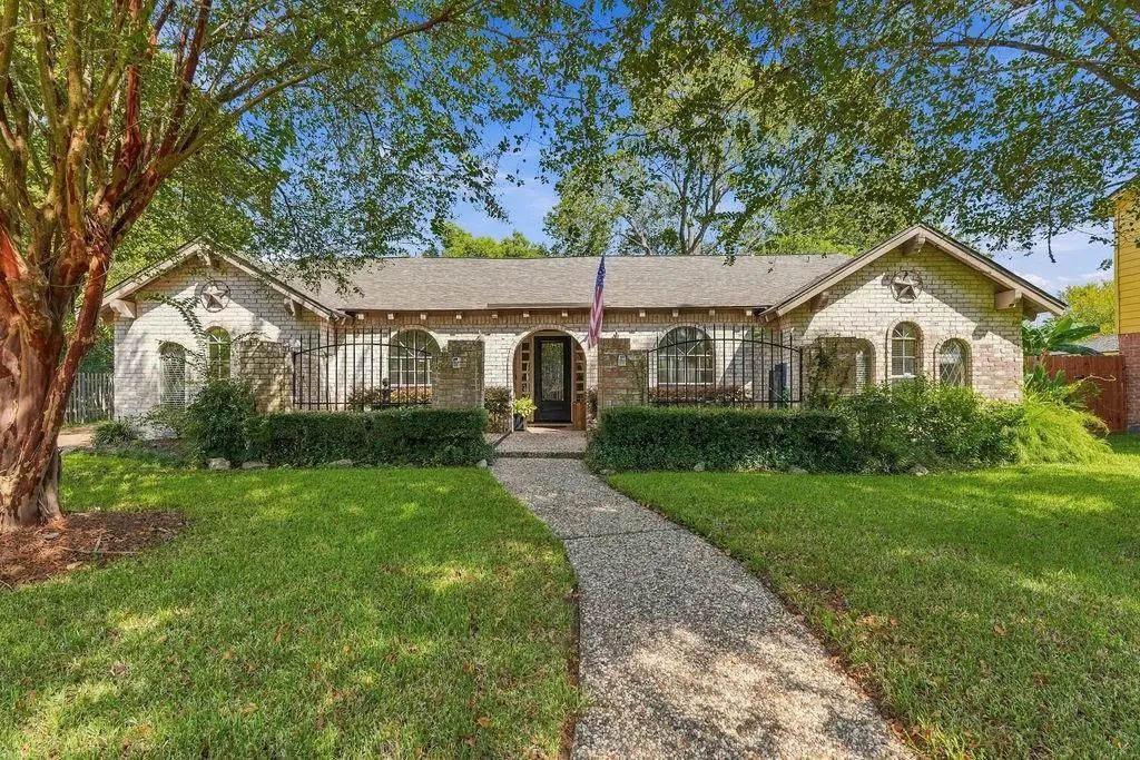 1114 Appleford Drive, Seabrook