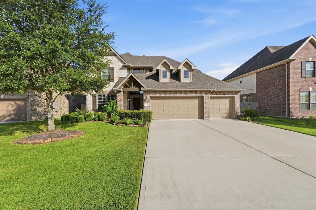 404 Westwood Drive, League City