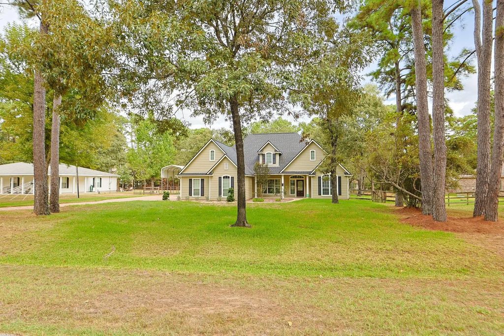 22502 Lantana Drive, Magnolia