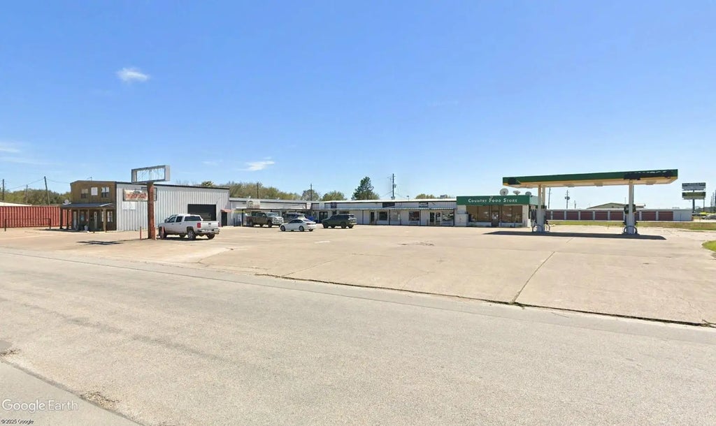 941 Clubside Drive, East Bernard