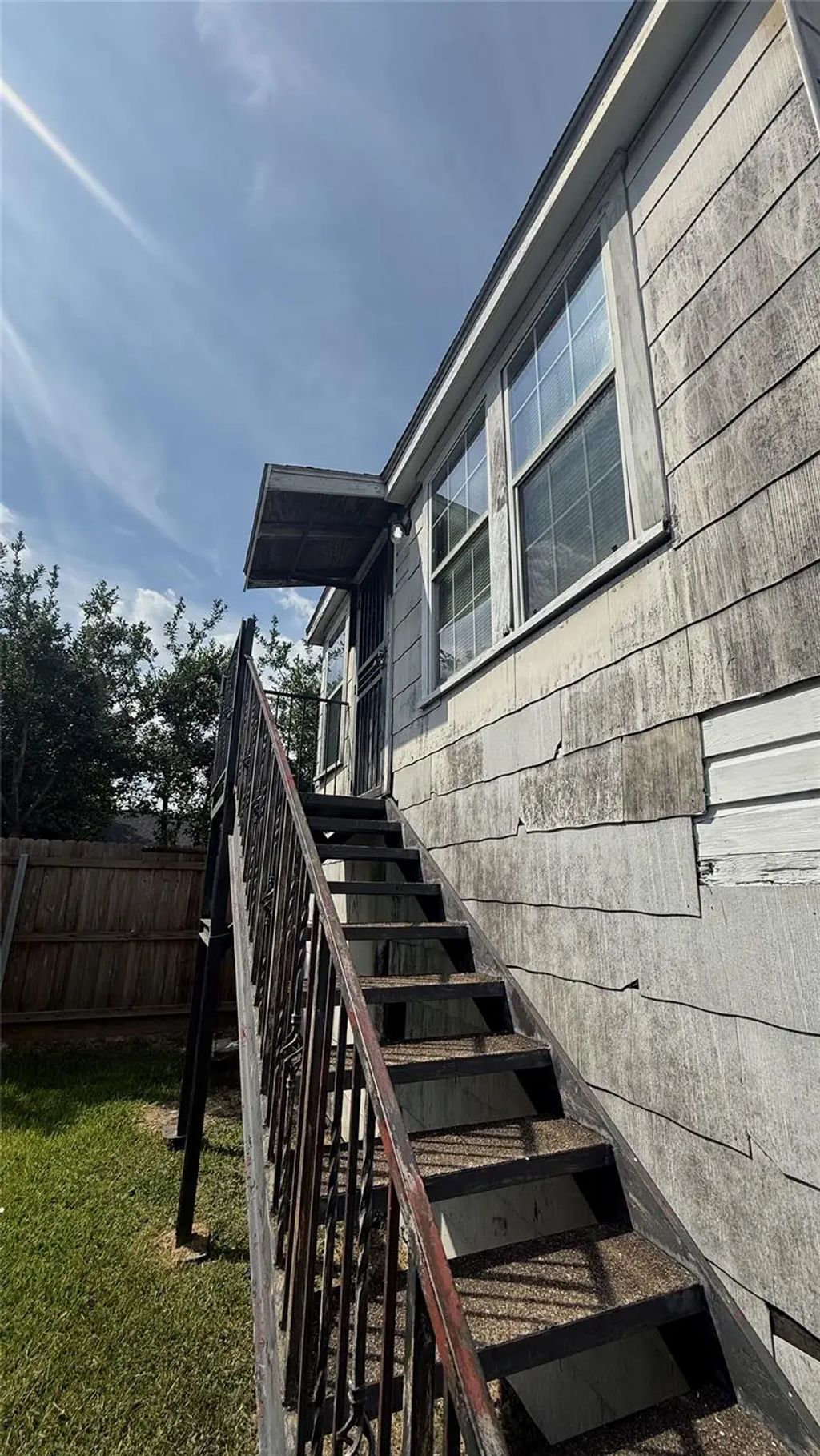716 Joyce, Houston